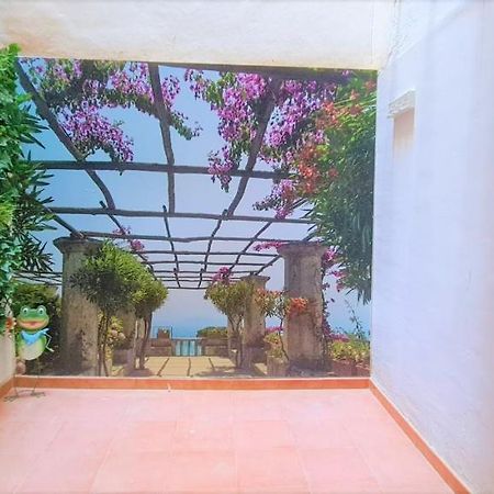 Lovely Centric Apartment Alicante Luaran gambar
