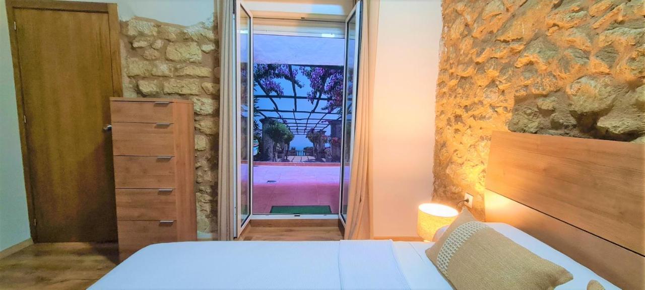 Lovely Centric Apartment Alicante Luaran gambar