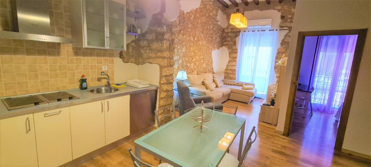 Lovely Centric Apartment Alicante Luaran gambar